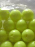 Bolas plásticas verdes